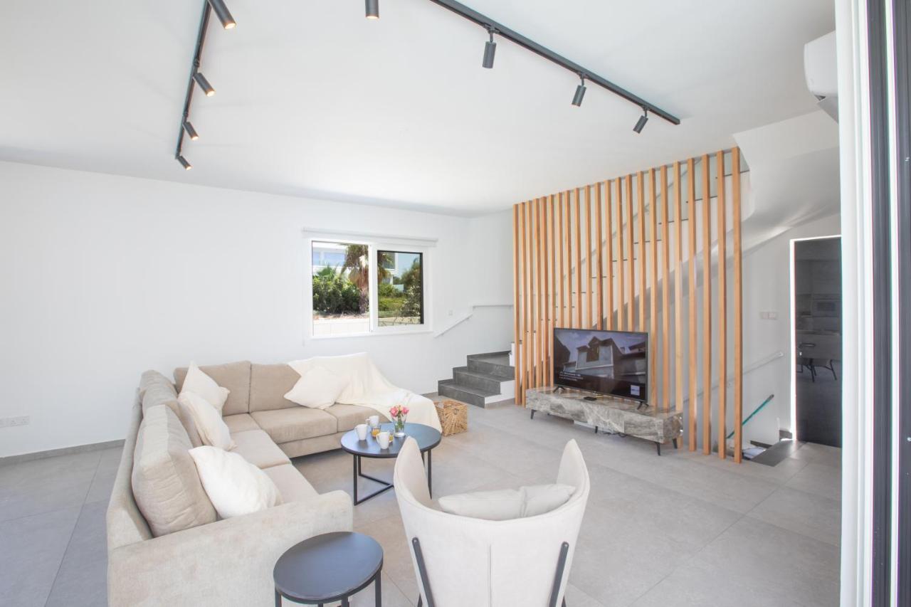 Kube Luxury Villas 圣纳帕 外观 照片