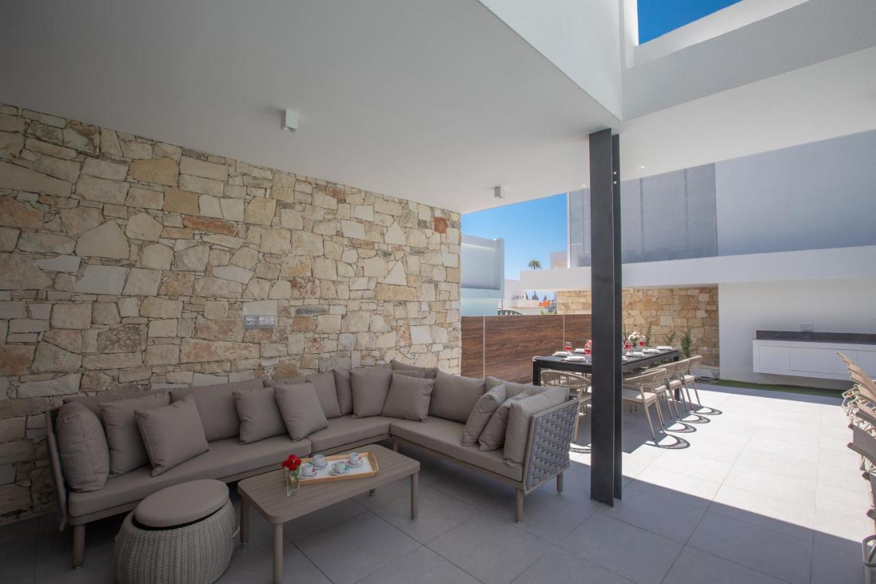 Kube Luxury Villas 圣纳帕 外观 照片