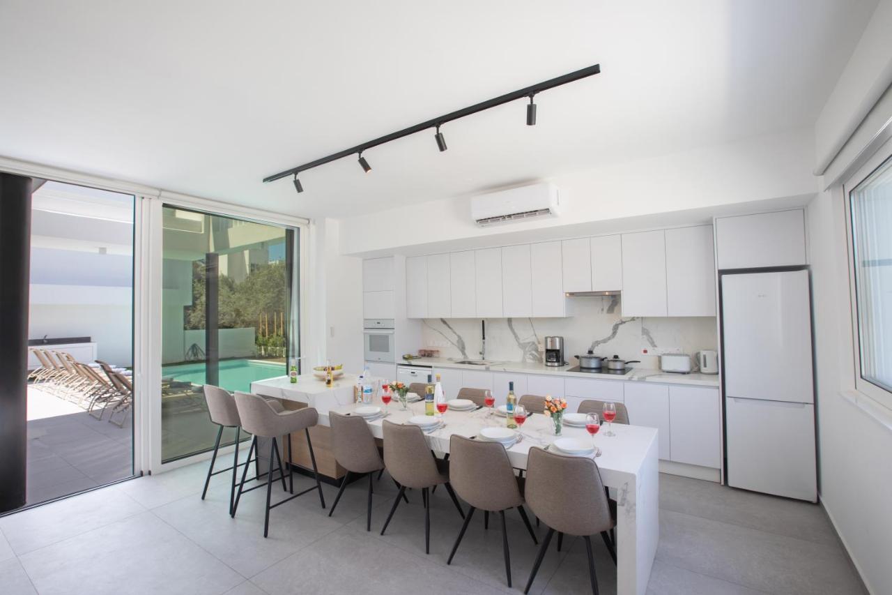 Kube Luxury Villas 圣纳帕 外观 照片